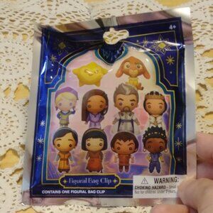 Disney Wish Figural Bag Clip, blind bag